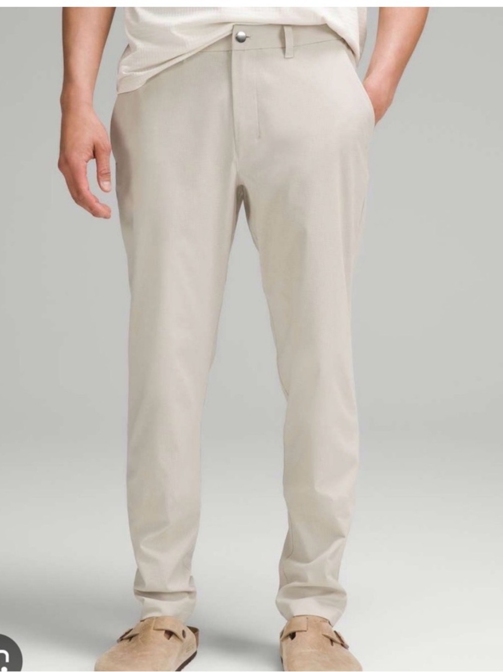 Lululemon Men’s Commission Slim-Fit Ventlight Pants Mojave Tan Size 31x30